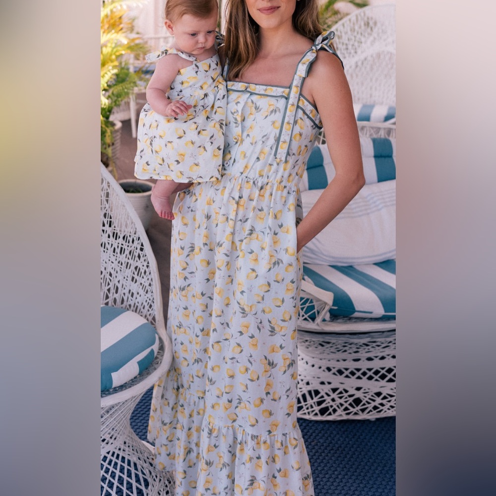 Gal Meets Glam Lemon Dress